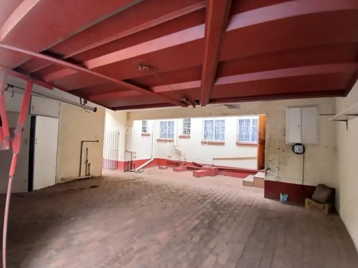 Townhouse/Cluster to Rent in Avondale, Harare