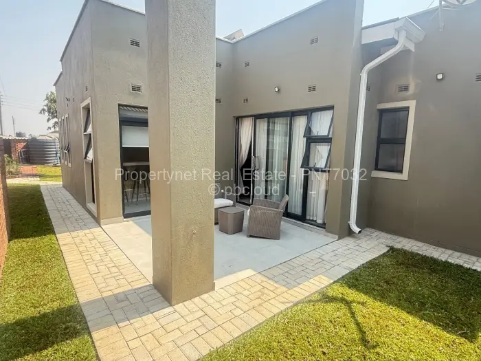 Townhouse/Cluster for Sale in Arlington, Harare
