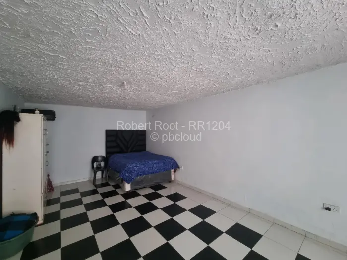 3 Bedroom House for Sale in Riverside, Ruwa