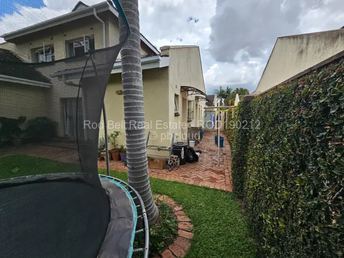 Townhouse/Cluster for Sale in Greendale, Harare
