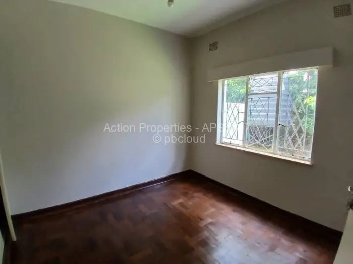 Flat/Apartment to Rent in Avondale