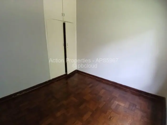 Flat/Apartment to Rent in Avondale