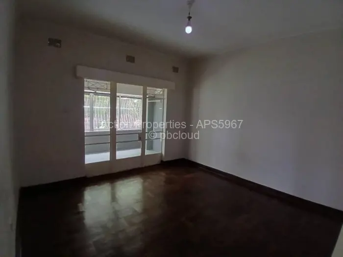 Flat/Apartment to Rent in Avondale
