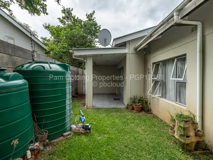 Townhouse/Cluster for Sale in Newlands, Harare