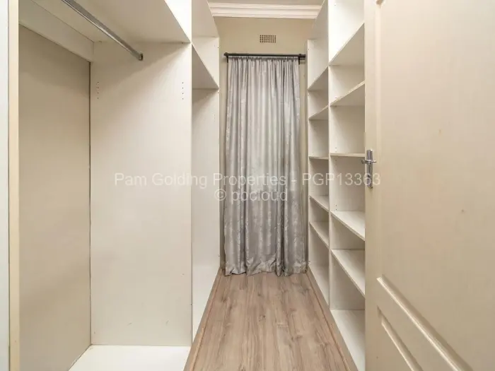 Townhouse/Cluster for Sale in Newlands, Harare