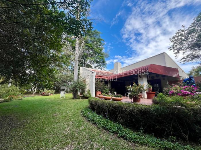 Townhouse/Cluster for Sale in Kambanji, Harare