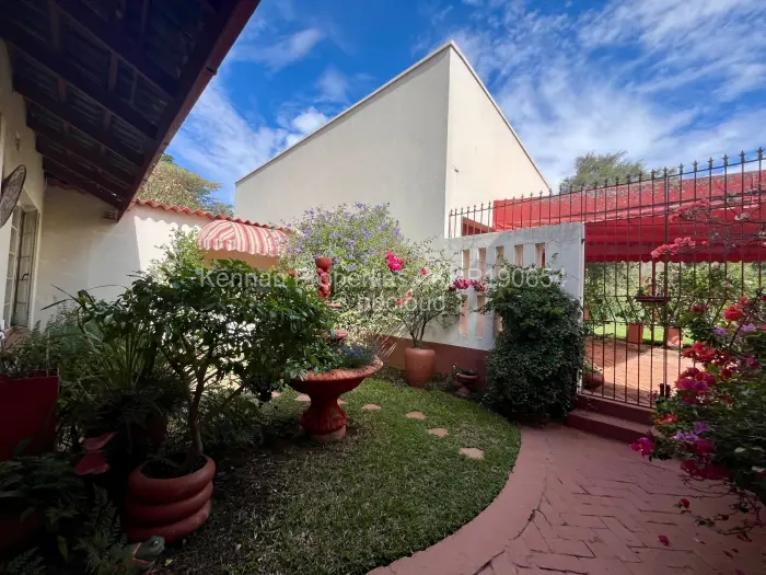 Townhouse/Cluster for Sale in Kambanji, Harare