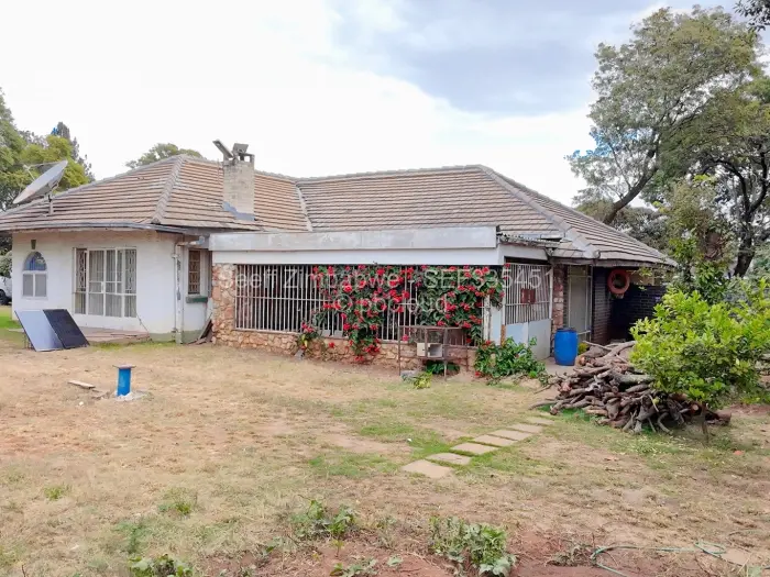 3 Bedroom House for Sale in Waterfalls, Harare