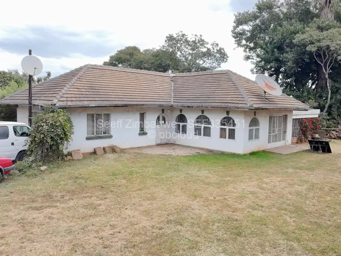 3 Bedroom House for Sale in Waterfalls, Harare