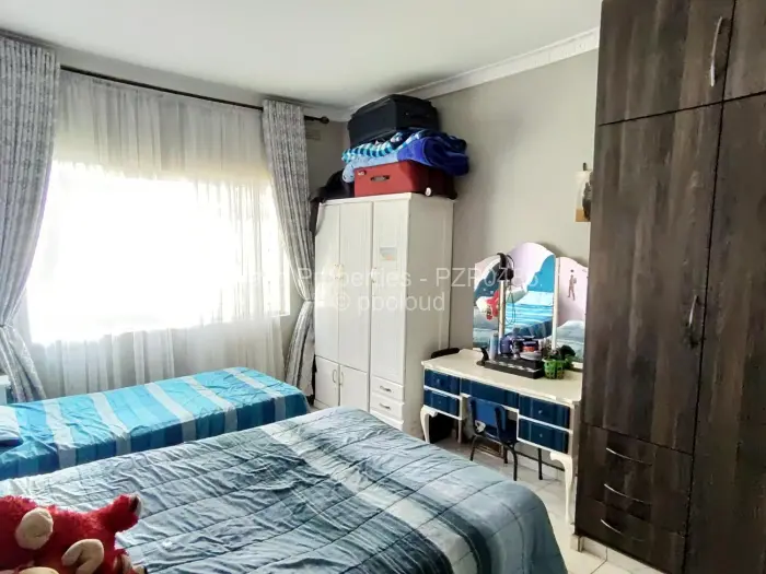 4 Bedroom House to Rent in Mount Pleasant