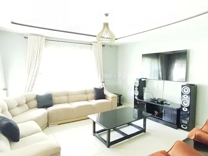 4 Bedroom House to Rent in Mount Pleasant