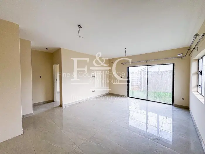 Townhouse/Cluster for Sale in Ashdown Park, Harare