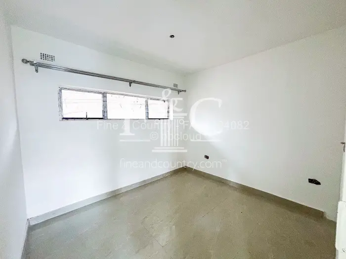 Townhouse/Cluster for Sale in Ashdown Park, Harare