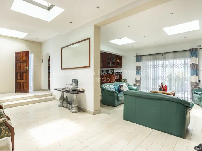 5 Bedroom House for Sale in Ballantyne Park, Harare