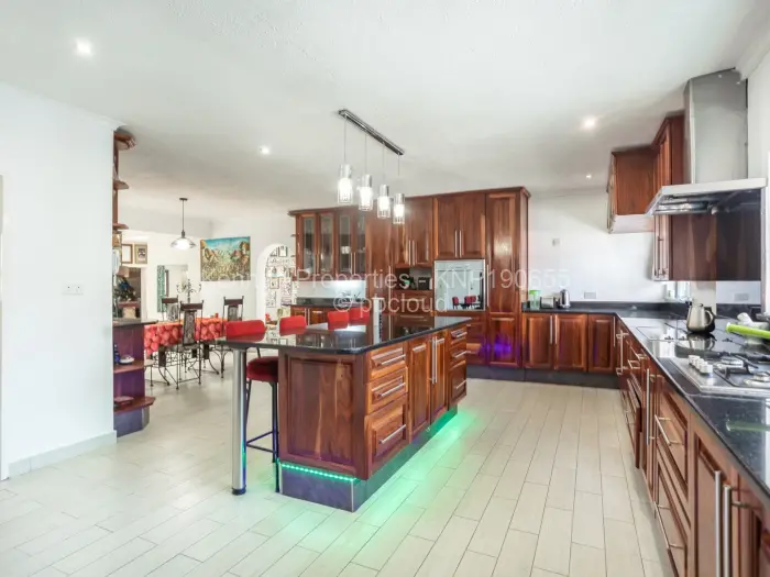 5 Bedroom House for Sale in Ballantyne Park, Harare