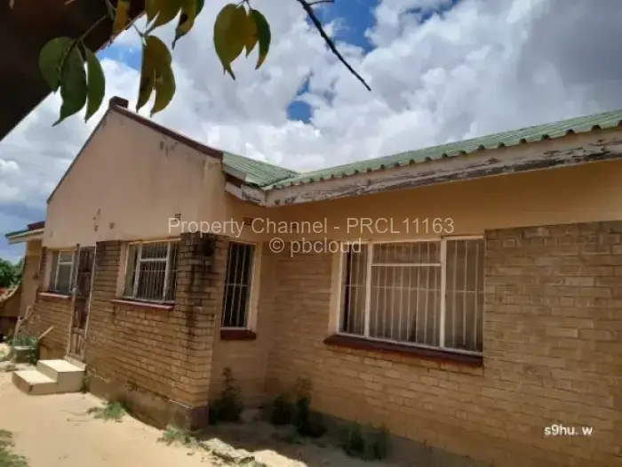 3 Bedroom House for Sale in Damofalls, Damofalls