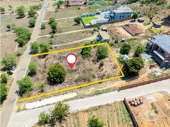 Residential Stand for Sale in Carrick Creagh Estate, Harare