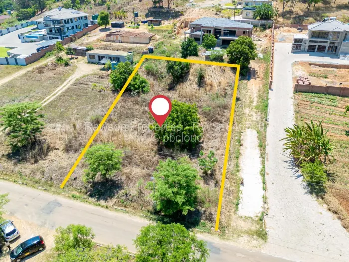 Residential Stand for Sale in Carrick Creagh Estate, Harare