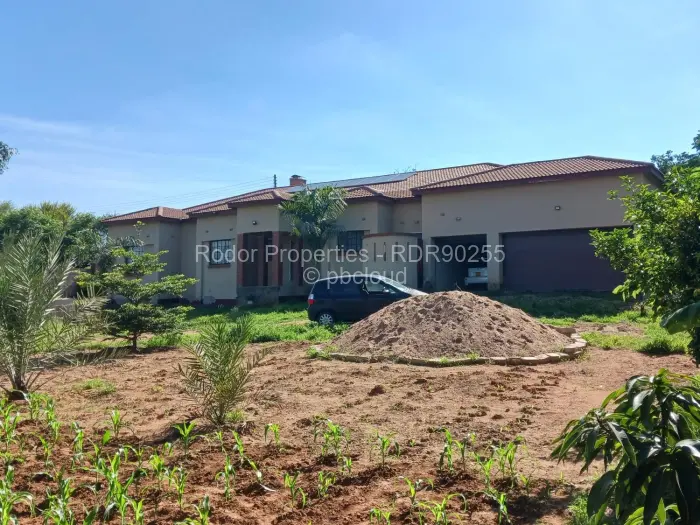 House for Sale in Buena Vista, Bulawayo