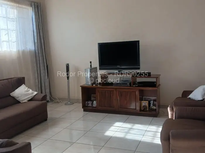 House for Sale in Buena Vista, Bulawayo