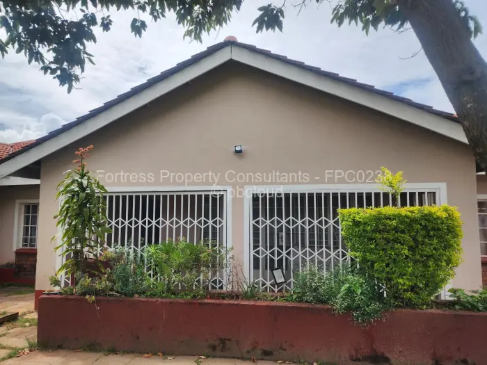 4 Bedroom House for Sale in Zimre Park, Harare