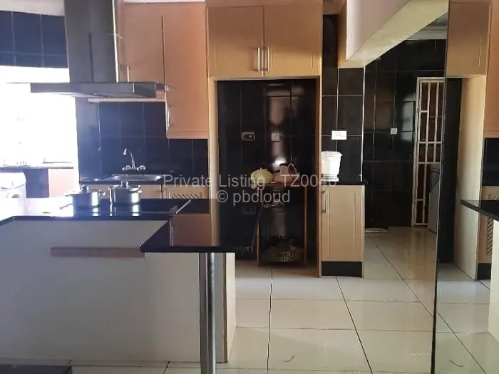 4 Bedroom House for Sale in Chadcombe, Harare