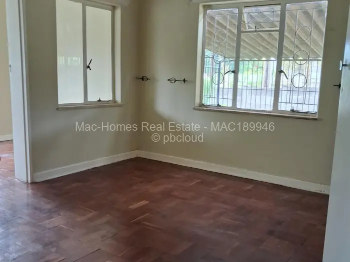Flat/Apartment to Rent in Avondale