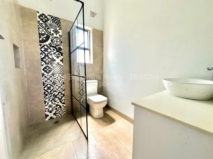 Townhouse/Cluster for Sale in Greendale, Harare