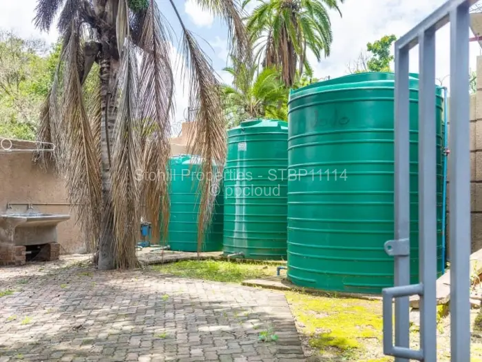 5 Bedroom House for Sale in Glen Lorne, Harare