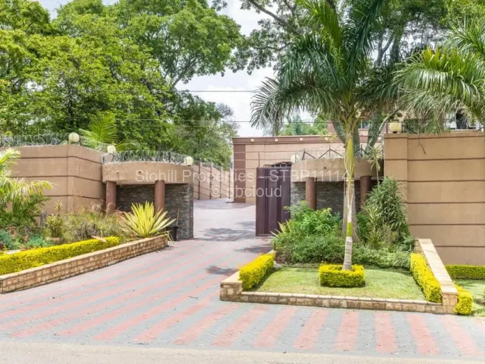 5 Bedroom House for Sale in Glen Lorne, Harare
