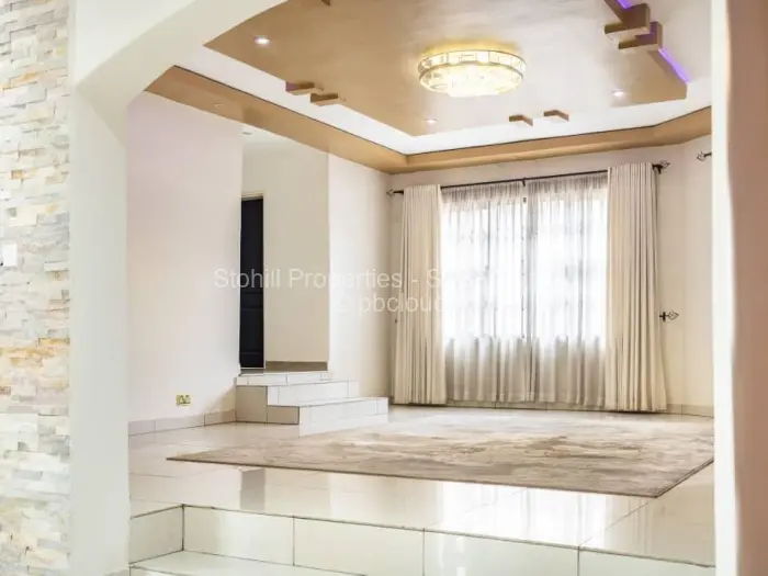 5 Bedroom House for Sale in Glen Lorne, Harare