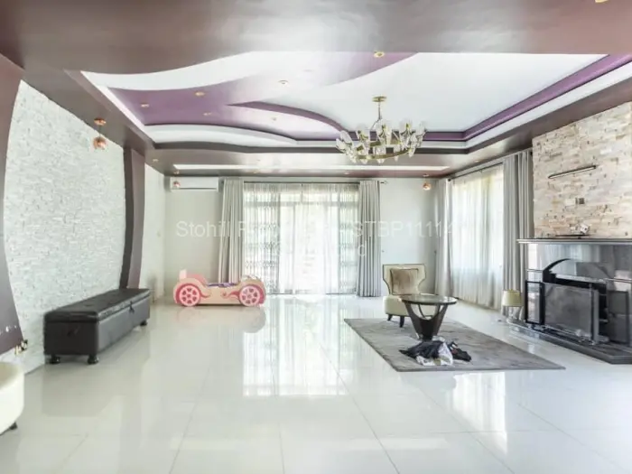 5 Bedroom House for Sale in Glen Lorne, Harare