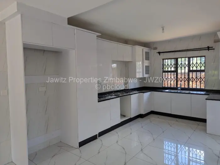 Townhouse/Cluster to Rent in Gletwin Park, Harare