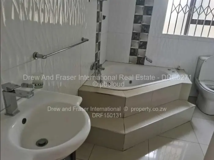 4 Bedroom House for Sale in Glen Lorne, Harare