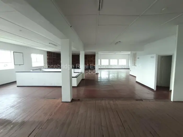 5 Bedroom House for Sale in Burnside, Bulawayo