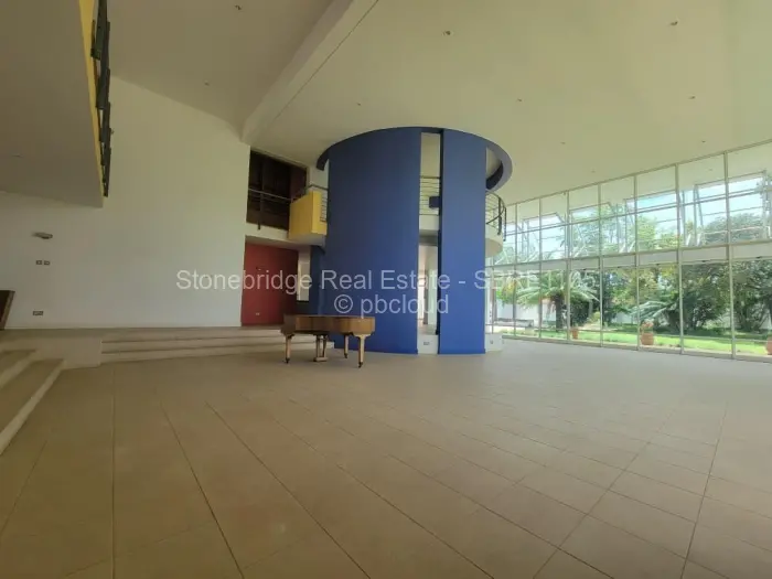 5 Bedroom House for Sale in Burnside, Bulawayo