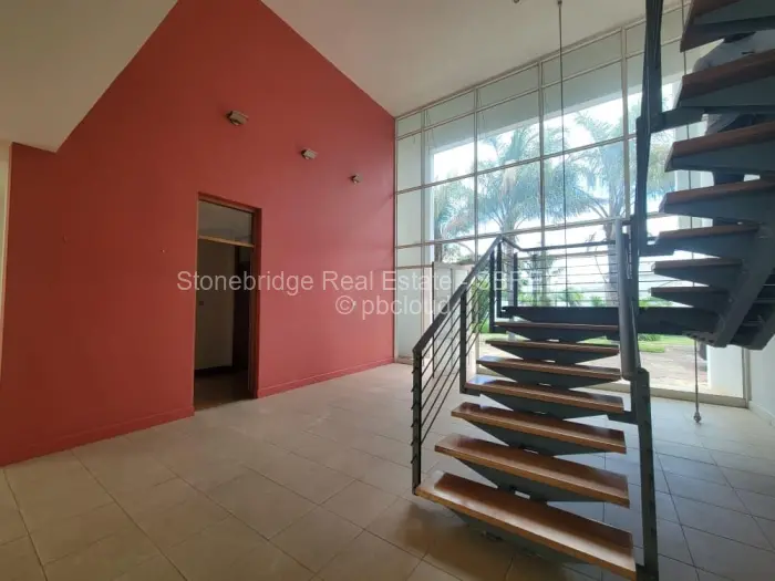 5 Bedroom House for Sale in Burnside, Bulawayo