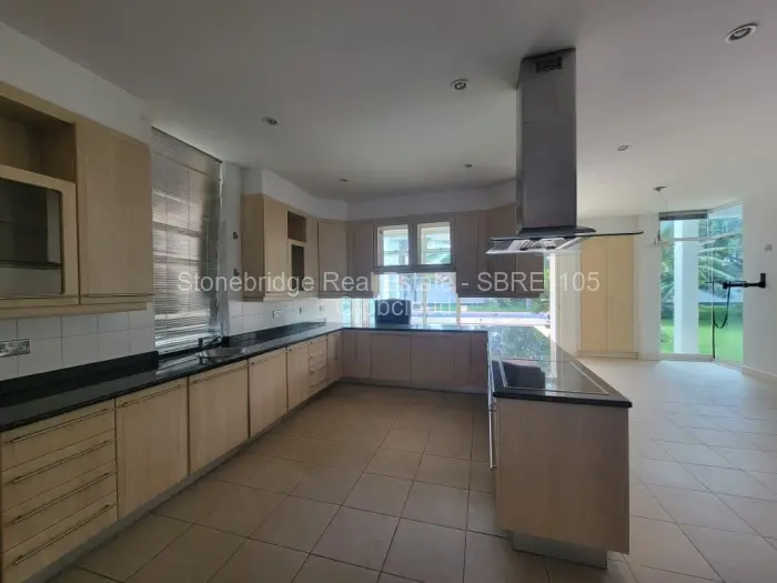 5 Bedroom House for Sale in Burnside, Bulawayo