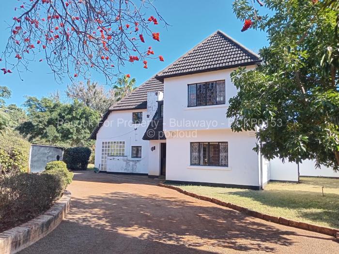 3 Bedroom House for Sale in Kumalo, Bulawayo