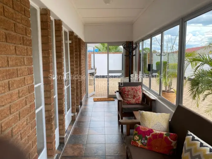 4 Bedroom House for Sale in Mahatshula, Bulawayo