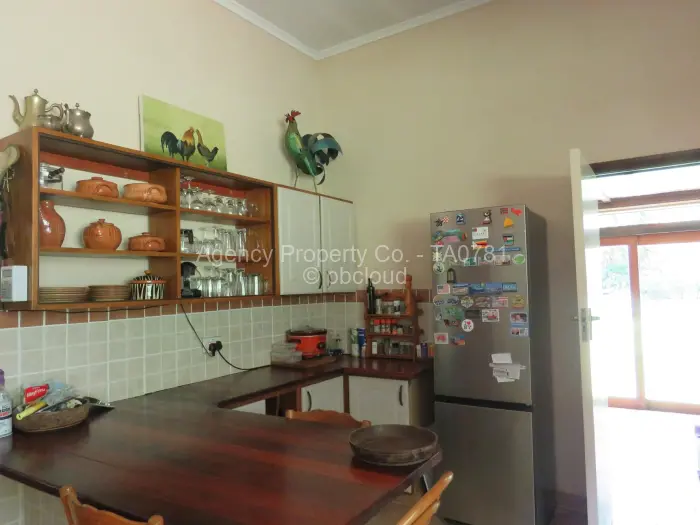 5 Bedroom House for Sale in Tiger's Kloof, Mutare