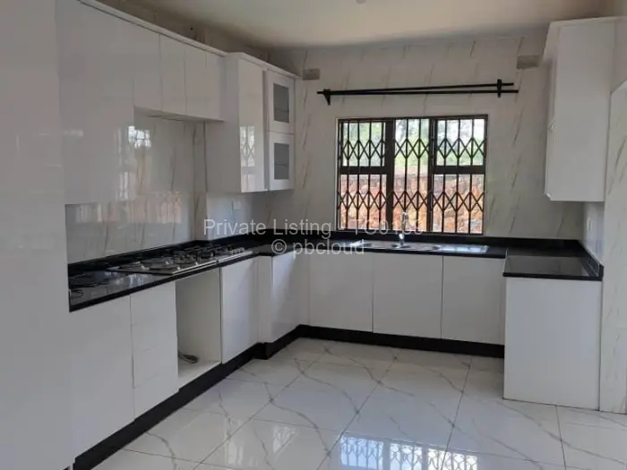 Townhouse/Cluster to Rent in Gletwin Park, Harare