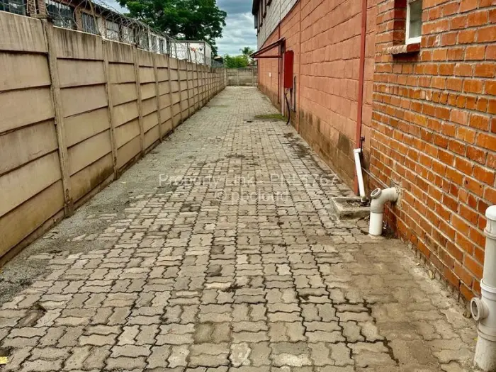 Warehouse/Industrial for Sale in Graniteside, Harare