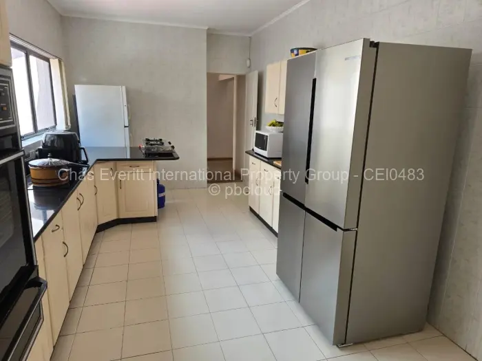 Townhouse/Cluster to Rent in Suburbs, Bulawayo