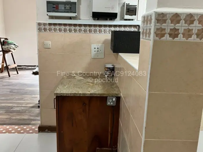 Flat/Apartment to Rent in Avondale