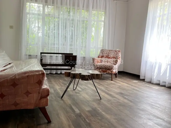 Flat/Apartment to Rent in Avondale