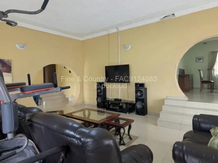 3 Bedroom House for Sale in Umwinsidale, Harare