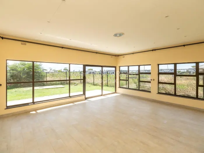 5 Bedroom House to Rent in Fairview, Harare