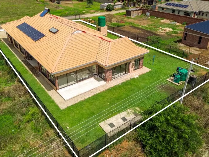 5 Bedroom House to Rent in Fairview, Harare