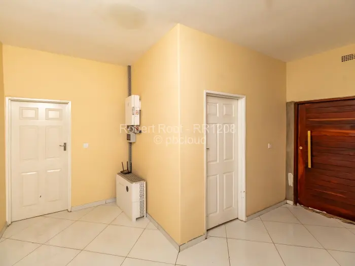 5 Bedroom House to Rent in Fairview, Harare